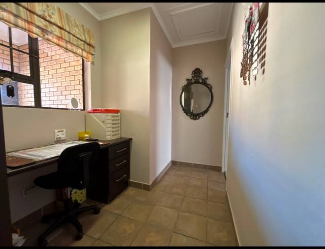 4 BEDROOM HOUSE FOR SALE IN DIAZ BEACH